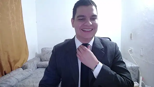 Victor Maitland online show from November 30, 2025, 3:43 am