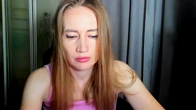 Snapshot of JessFoxxx chatting on June 12, 2026, 3:05 am JessFoxxx online show from June 12, 2026, 3:05 am