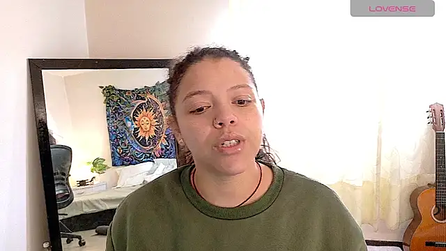 Snapshot of Amanda_sweet chatting on July 1, 2026, 1:56 pm Amanda sweet online show from July 1, 2026, 1:56 pm