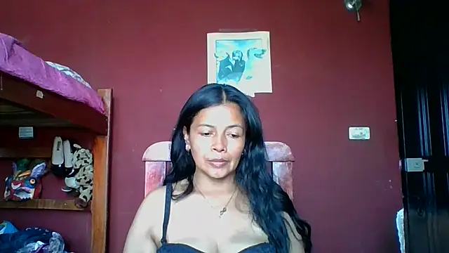 DianaOchoa  online show from October 4, 2025, 7:34 pm