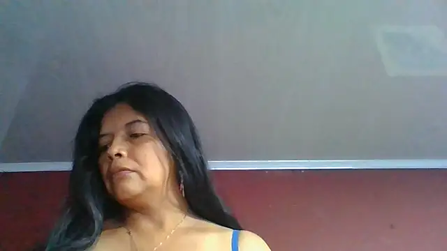 Snapshot of DianaOchoa_ chatting on June 20, 2026, 11:24 am DianaOchoa online show from June 20, 2026, 11:24 am