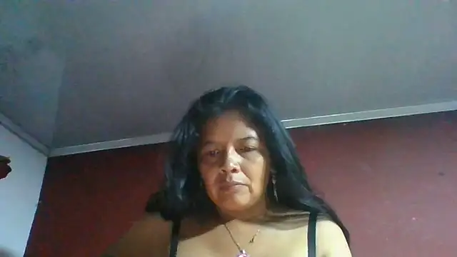 Snapshot of DianaOchoa_ chatting on June 28, 2026, 6:19 am DianaOchoa online show from June 28, 2026, 6:19 am