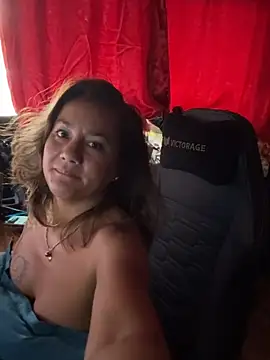 Vahine tahiti987 online show from March 25, 2026, 7:42 pm