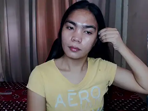 Snapshot of Simple_Martina chatting on September 15, 2025, 1:49 am Simple Martina online show from September 15, 2025, 1:49 am