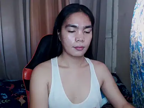 Snapshot of Simple_Martina chatting on September 28, 2025, 1:22 am Simple Martina online show from September 28, 2025, 1:22 am