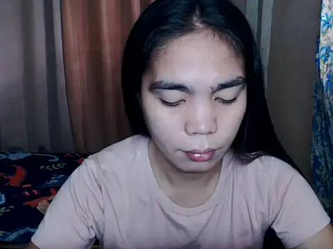 Snapshot of Simple_Martina chatting on October 8, 2025, 1:36 am Simple Martina online show from October 8, 2025, 1:36 am