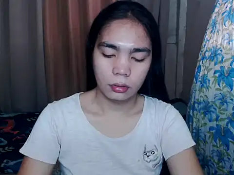 Snapshot of Simple_Martina chatting on November 4, 2025, 1:27 am Simple Martina online show from November 4, 2025, 1:27 am