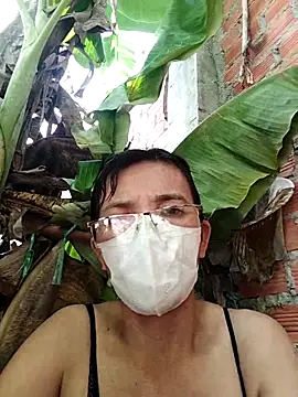 Tina 2pp online show from October 6, 2025, 6:44 am