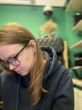  CherryBloom  online show from September 29, 2025, 7:46 am