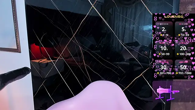 abby blond  online show from February 18, 2026, 12:01 pm