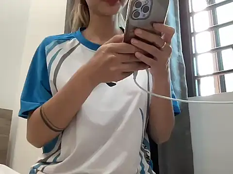 Min sara69 online show from October 14, 2025, 8:04 am