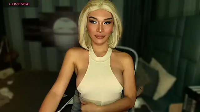 Snapshot of Huntress_xxx chatting on May 2, 2026, 1:54 am Huntress xxx online show from May 2, 2026, 1:54 am
