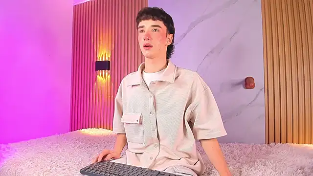 austin rouse online show from October 16, 2025, 6:53 pm