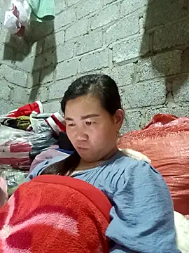 jienrrr online show from October 1, 2025, 2:50 am