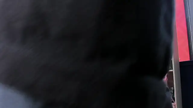 etham wolf  online show from October 21, 2025, 4:30 pm