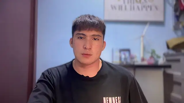 lovely jay online show from November 14, 2025, 9:24 pm