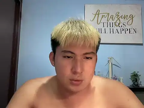 Snapshot of lovely_jay chatting on April 28, 2026, 7:19 pm lovely jay online show from April 28, 2026, 7:19 pm