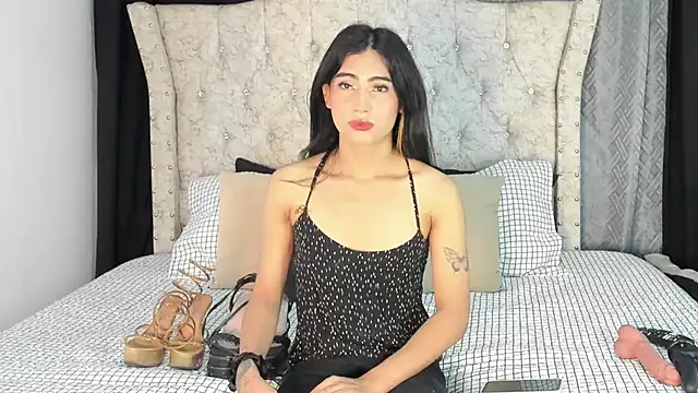 aleja spearsx online show from April 4, 2026, 12:13 pm