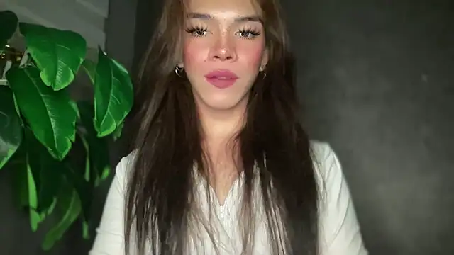 Misselliefayexxx online show from December 18, 2025, 1:39 pm