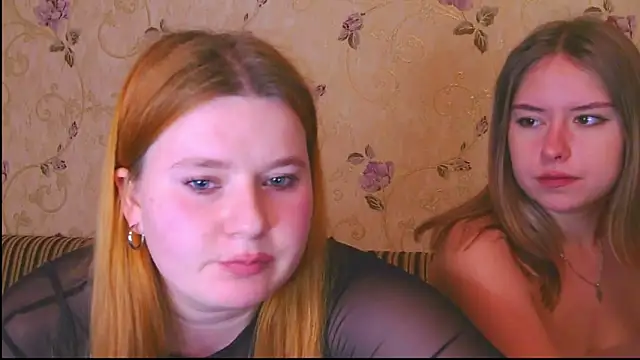 Tomyris yuki online show from December 19, 2025, 7:32 pm