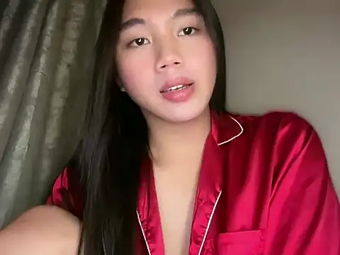 Snapshot of kat_mire chatting on June 14, 2026, 3:36 pm kat mire online show from June 14, 2026, 3:36 pm