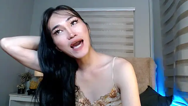 lovelychanel69xx online show from October 8, 2025, 11:02 pm