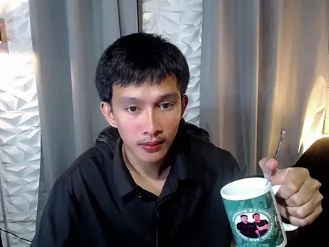 Snapshot of prince_elaijah chatting on June 16, 2026, 9:12 am prince elaijah online show from June 16, 2026, 9:12 am