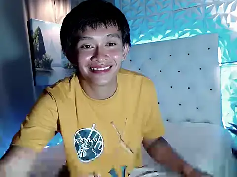 Snapshot of prince_elaijah chatting on July 16, 2026, 7:58 am prince elaijah online show from July 16, 2026, 7:58 am