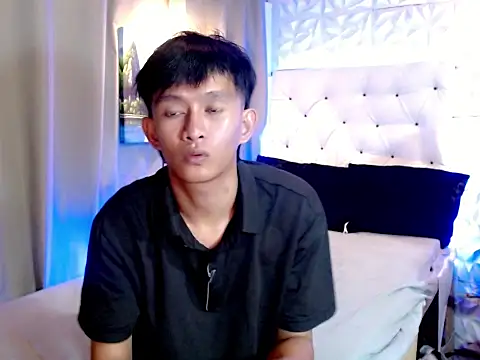 Snapshot of prince_elaijah chatting on July 31, 2026, 9:30 am prince elaijah online show from July 31, 2026, 9:30 am