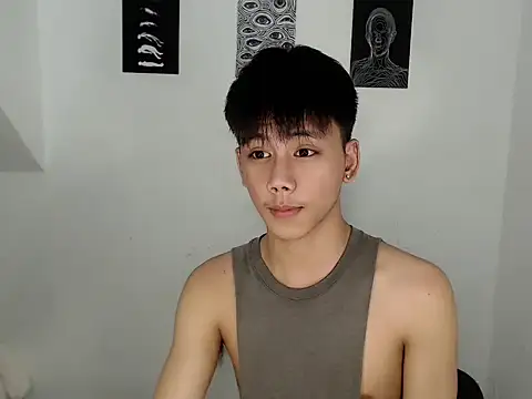 Snapshot of ynotyu chatting on May 21, 2026, 12:23 pm ynotyu online show from May 21, 2026, 12:23 pm