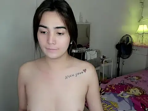 Alovelydoll nica online show from April 20, 2026, 1:25 pm