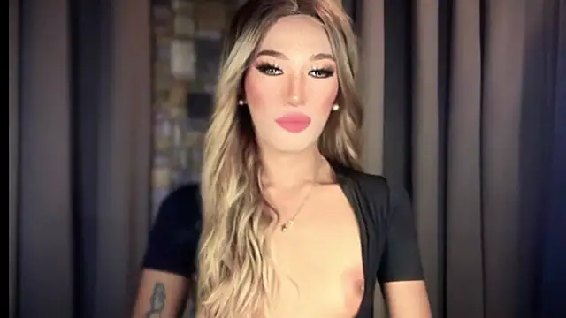 Lust-sluttymira online show from November 24, 2025, 4:40 pm