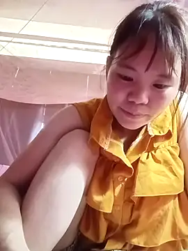 Nguyet135 online show from April 17, 2026, 3:31 am