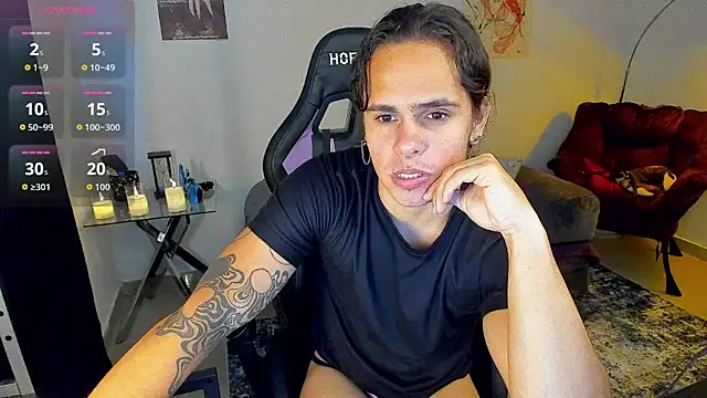 Maximiliano scoott   online show from December 15, 2025, 8:24 pm