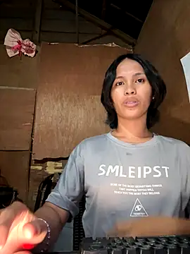Snapshot of My_sweet_ladyboy chatting on November 3, 2025, 7:48 pm My sweet ladyboy online show from November 3, 2025, 7:48 pm
