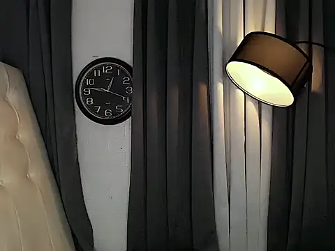 Foxxy Barbie online show from April 20, 2026, 6:16 am