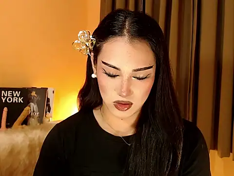 Snapshot of magnificent_kitana chatting on October 27, 2025, 8:29 am magnificent kitana online show from October 27, 2025, 8:29 am