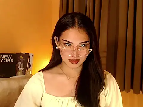 Snapshot of magnificent_kitana chatting on October 31, 2025, 3:46 pm magnificent kitana online show from October 31, 2025, 3:46 pm