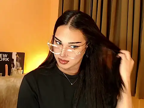 Snapshot of magnificent_kitana chatting on November 7, 2025, 8:47 am magnificent kitana online show from November 7, 2025, 8:47 am