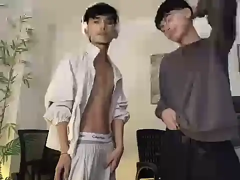 Snapshot of twink_pinoy chatting on June 24, 2026, 12:31 am twink pinoy online show from June 24, 2026, 12:31 am