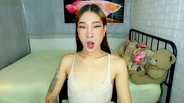 TRANSGODDESSA online show from September 29, 2025, 1:33 am