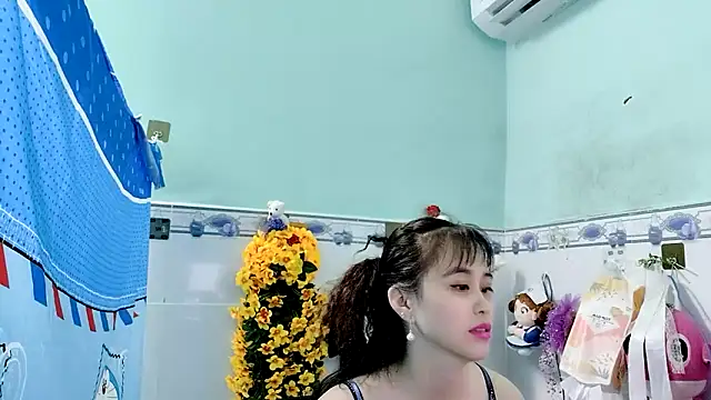 emgaixinhngoan online show from September 26, 2025, 12:20 pm