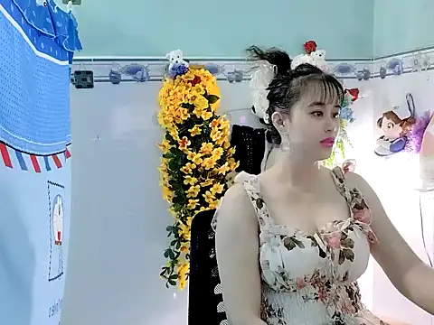 emgaixinhngoan online show from October 8, 2025, 11:57 pm