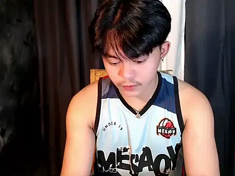 urguy toshi online show from September 21, 2025, 3:19 am