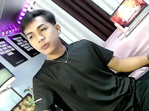 Snapshot of urhot_chany chatting on August 6, 2026, 6:10 pm urhot chany online show from August 6, 2026, 6:10 pm