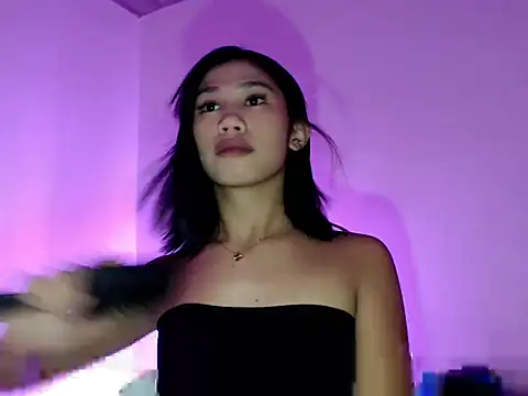 Maxine Sucks online show from October 15, 2025, 12:38 pm