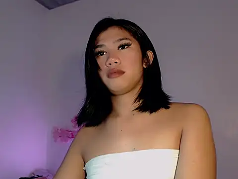 Maxine Sucks online show from October 29, 2025, 1:35 pm