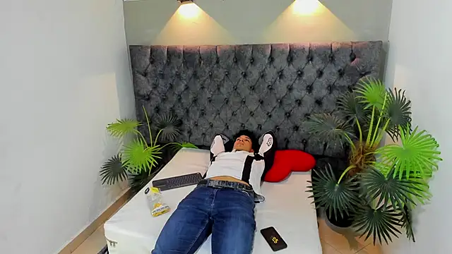 ALAN REDINGER online show from November 22, 2025, 1:10 pm