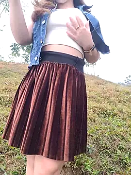 Muna LM online show from January 18, 2026, 12:47 am