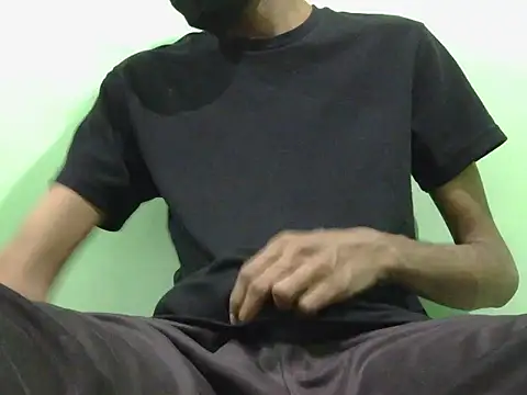 rockyy23boy online show from September 29, 2025, 5:29 pm